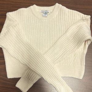 Cropped sweater from Urban